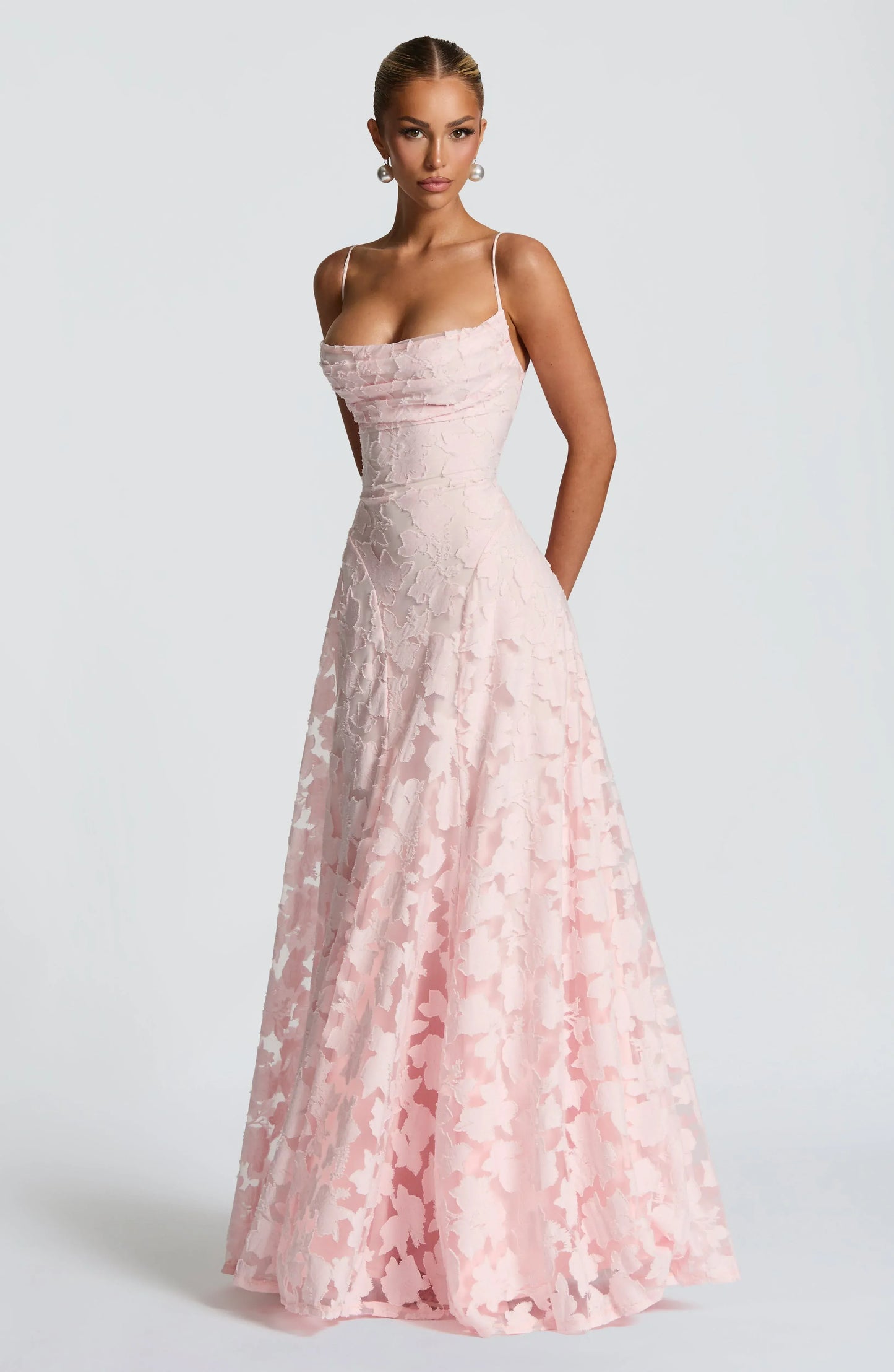 Robe maxi fleurie à bretelles femme