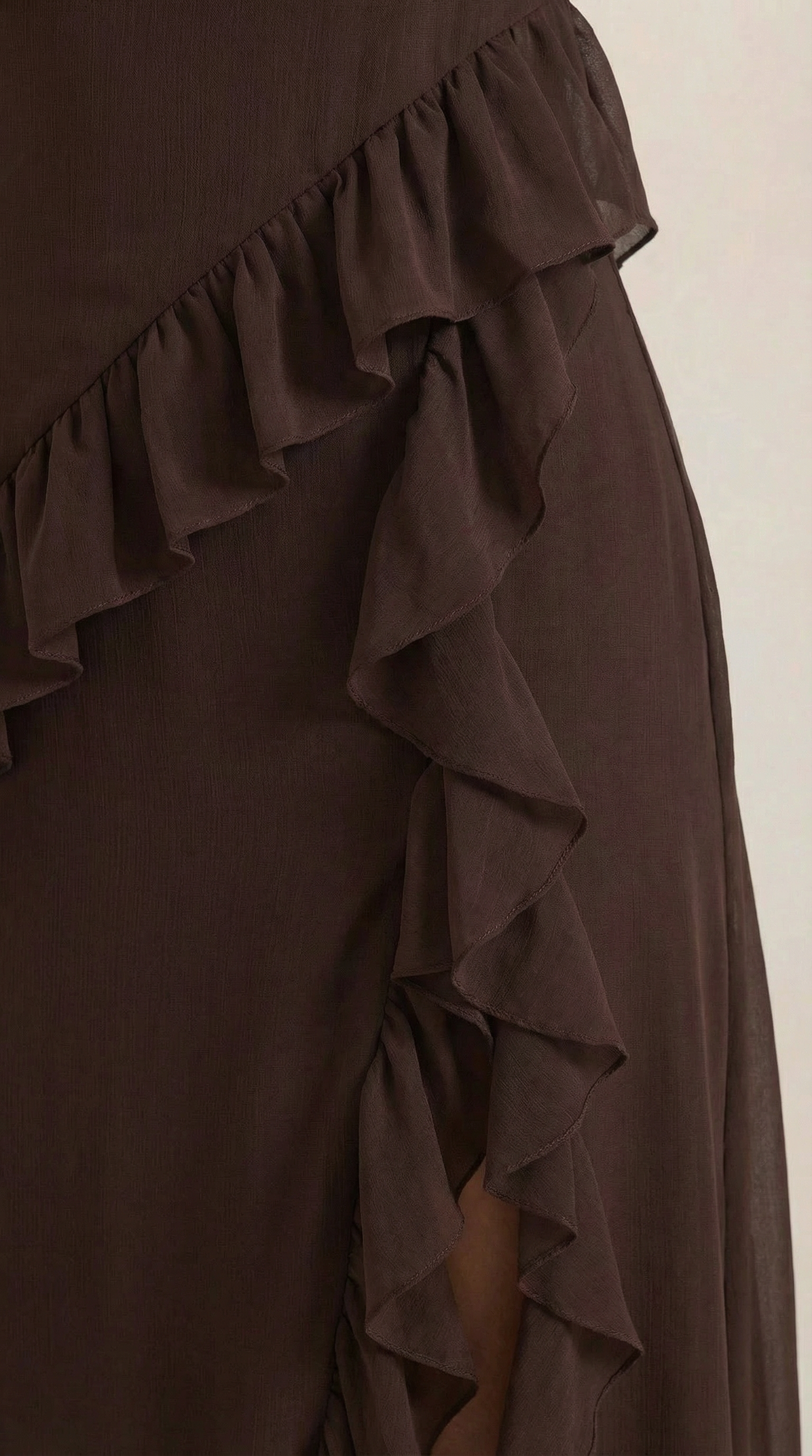Robe maxi femme à volants col V